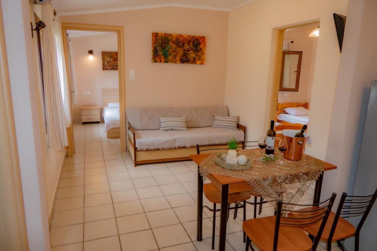 Small Paradise Nikiti  Exterior foto