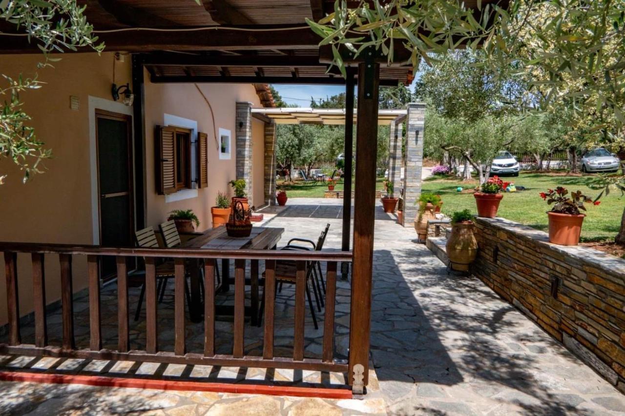 Small Paradise Nikiti  Exterior foto